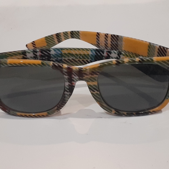 RayBan wayfarer plaid sunglasses - Picture 8 of 8